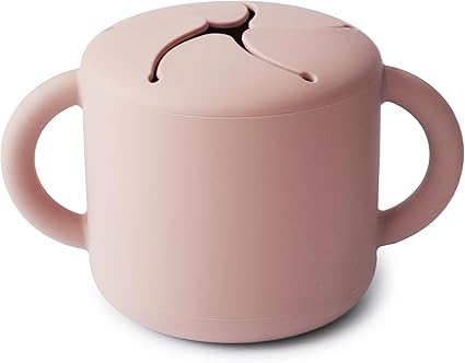 Amazon Mushie Snack Cup シリコン スナックカップ ハンドル付き スナックケース お菓子入れ お菓子ケース 食洗機可 ベビー食器 おやつ おやつ入れ おやつケース ベビー 北欧 幼児 ベビーギフト 出産祝い 収納 お出かけ 保存 Blush 離乳食保存容器 ベビー
