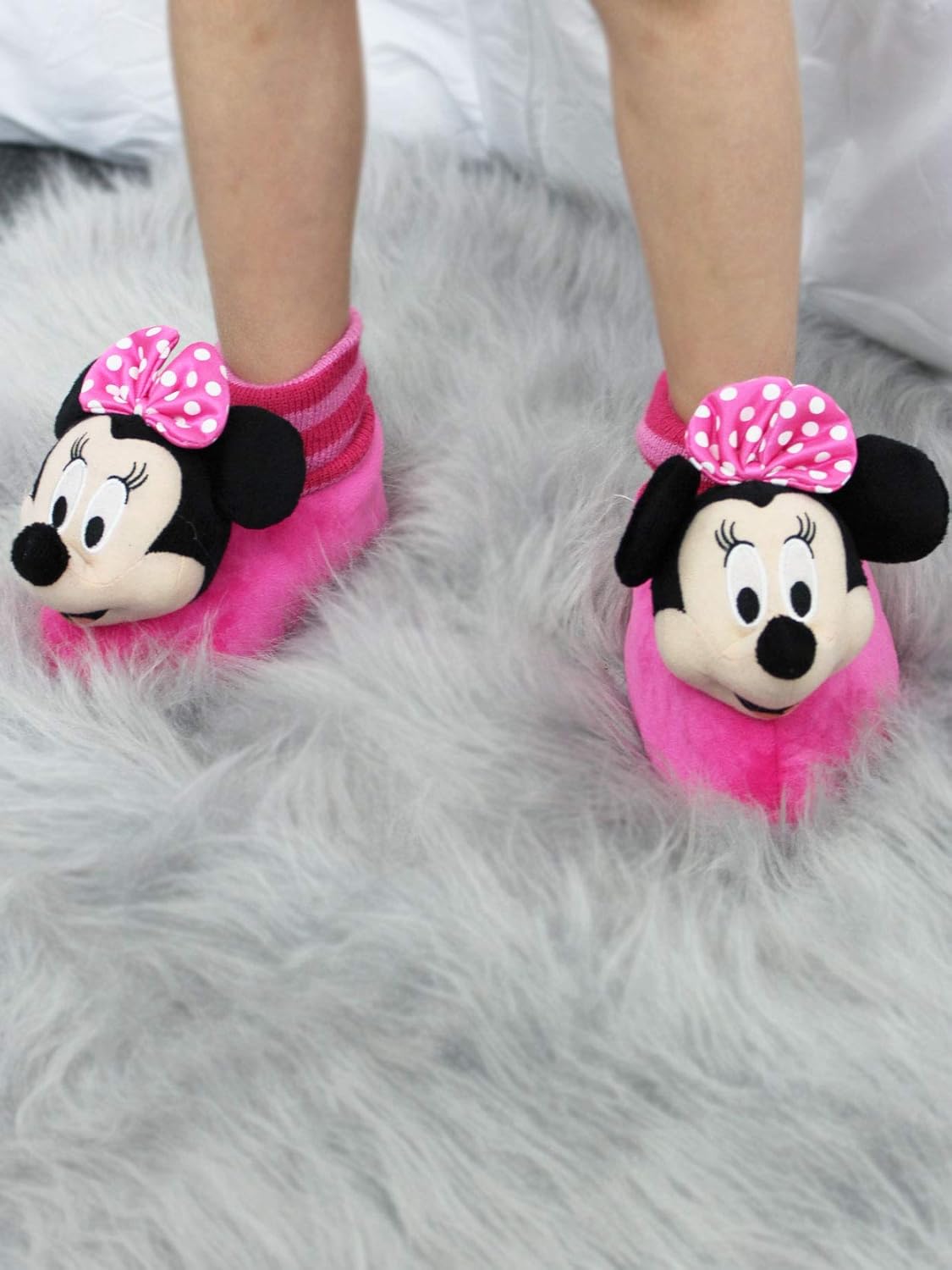 minnie mouse house slippers