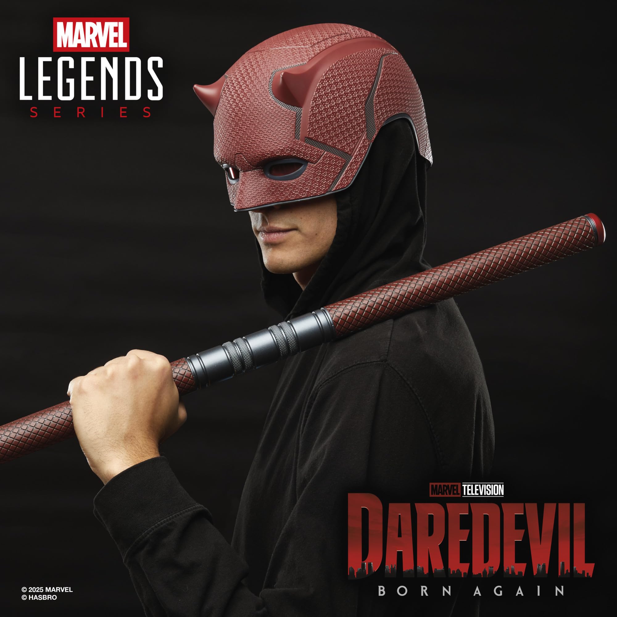 Marvel Legends Series Daredevil: Born Again Premium Rollenspielmaske und Schlagstock, Red 7