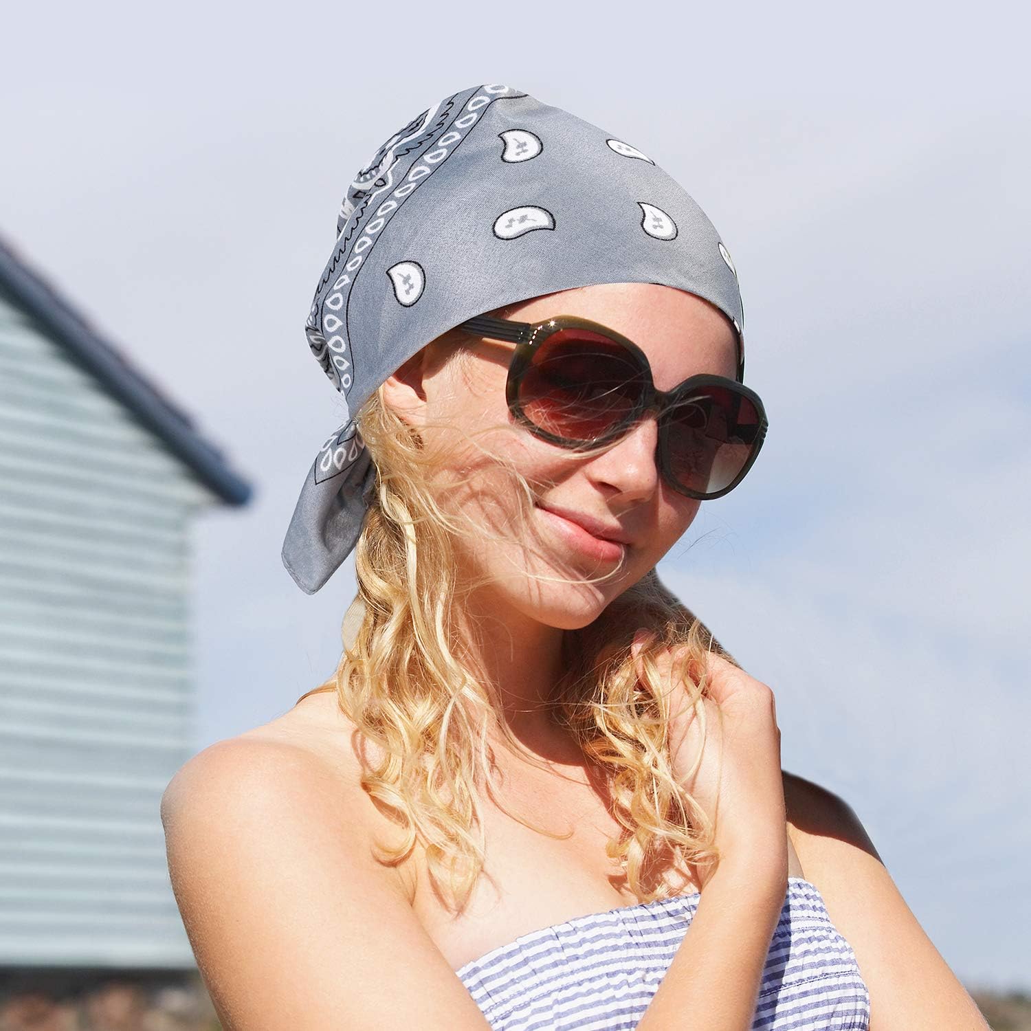 15pcs Bandanas Multi-Purpose Polyester Bandanas Party Outdoor Favor Scarf Headband Handkerchiefs for Unisex Women Men Boy Girls: Clothing