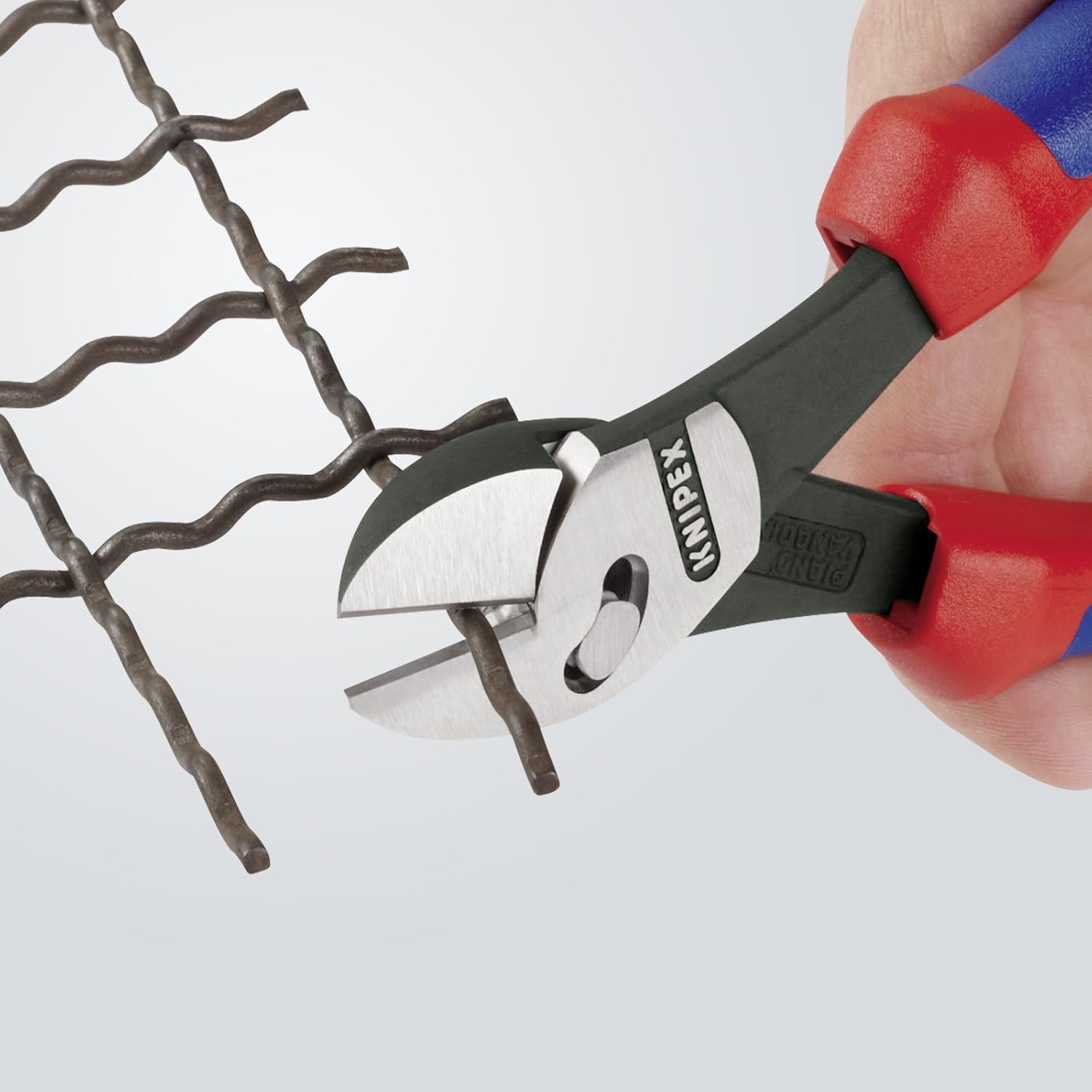 инструмент для резки металла. инструмент для разрезания листового материала толщиной 5мм. ножницы по металлу удлиненные milwaukee new (рез левый) 48224538. ножницы просечные по металлочерепице edma - 011355. ножницы по металлу удлиненные milwaukee new (рез левый).