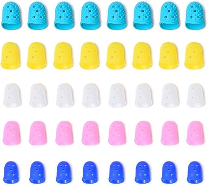 Amazon 指サック ４０個セット ５色 ギター ベース バイオリン などの弦楽器用 フィンガースリーブ シリコン製 指サポーター 指用サポーター ギター指サック 指ガード 通常の ゆびサック としても使用可能 K Force ギターピック 楽器