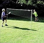 Enfants jouant au badminton