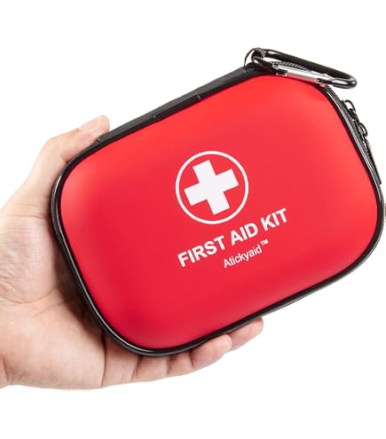 Amazon.com: Lifeline 4453 Realtree Hard-Shell Foam First Aid Kit