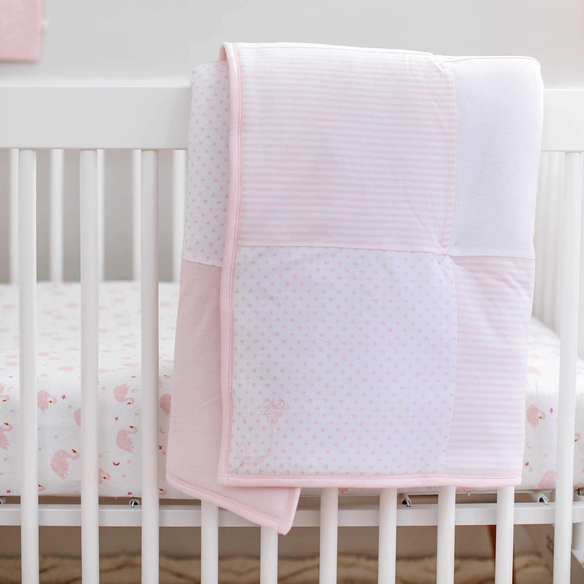 Burt's Bees Baby Infant Reversible Quilt Blanket, Jersey Knit, Soft, 100% Organic Cotton Blankets, with 100% Polyester Fill for Warm Padding, Size 37 x 46 Inch