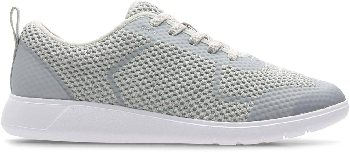 clarks trainers wide fit