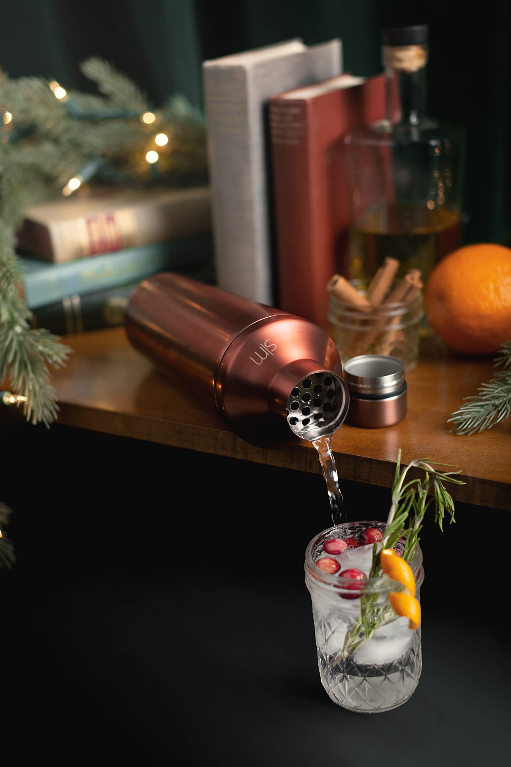 Simple Modern Cocktail Shaker Set with Jigger Lid | Stainless Steel Boston Shaker Insulated Martini Mixer for Mocktails | Gifts for Men Women Him Her | Classic Collection | 20oz | Metallic Copper