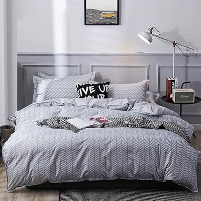 HYPREST Queen Duvet Cover Set, 3PC Lightweight Soft Triangle Bedding