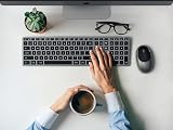 Satechi Slim X3 Bluetooth Keyboard US QWERTY Backlit Numeric Pad Space Grey view 9