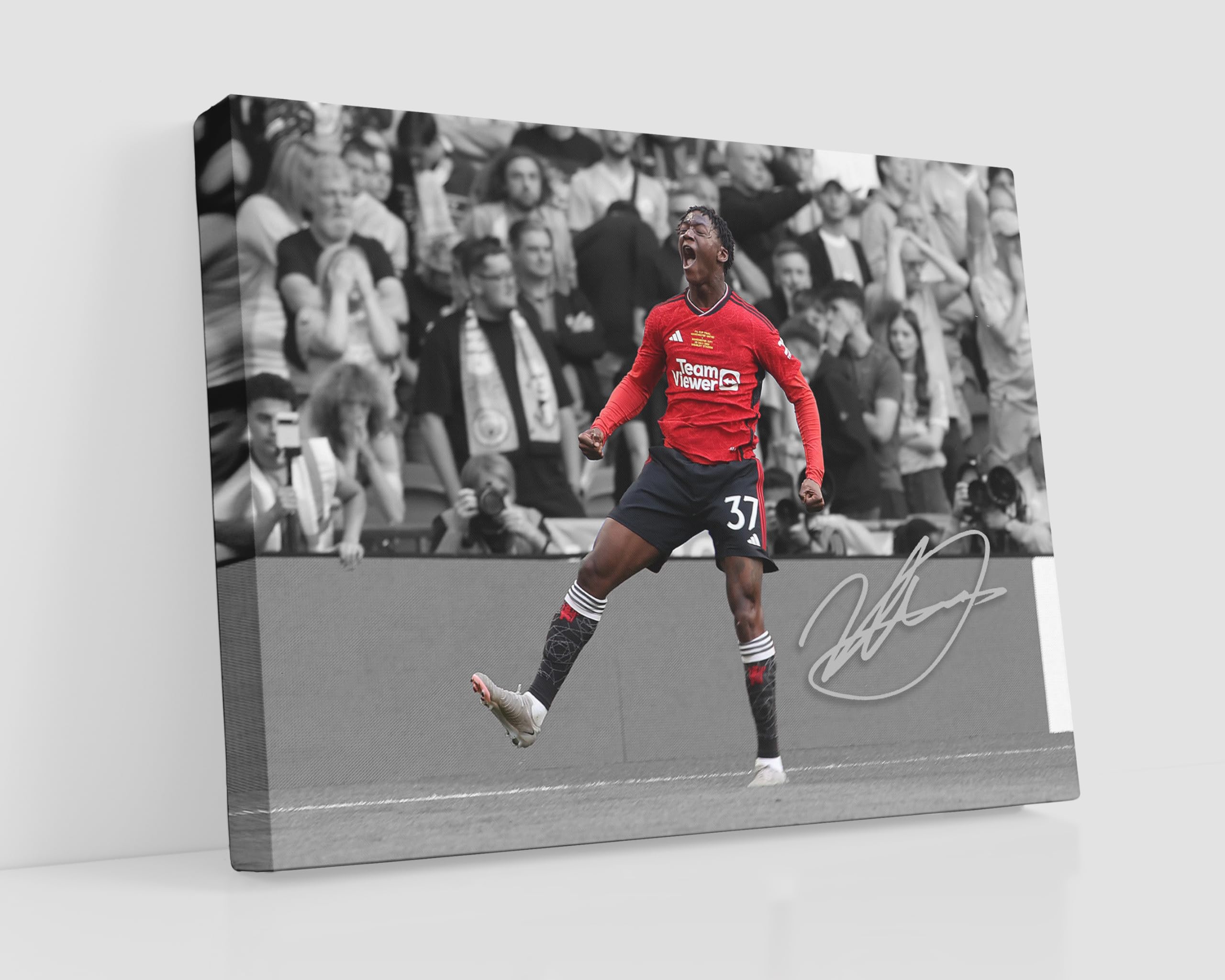HWC Trading Kobbie Mainoo 16 x 12 inch Streched Canvas Print Signed Autograph for Football Fans and Supporters - Image 10