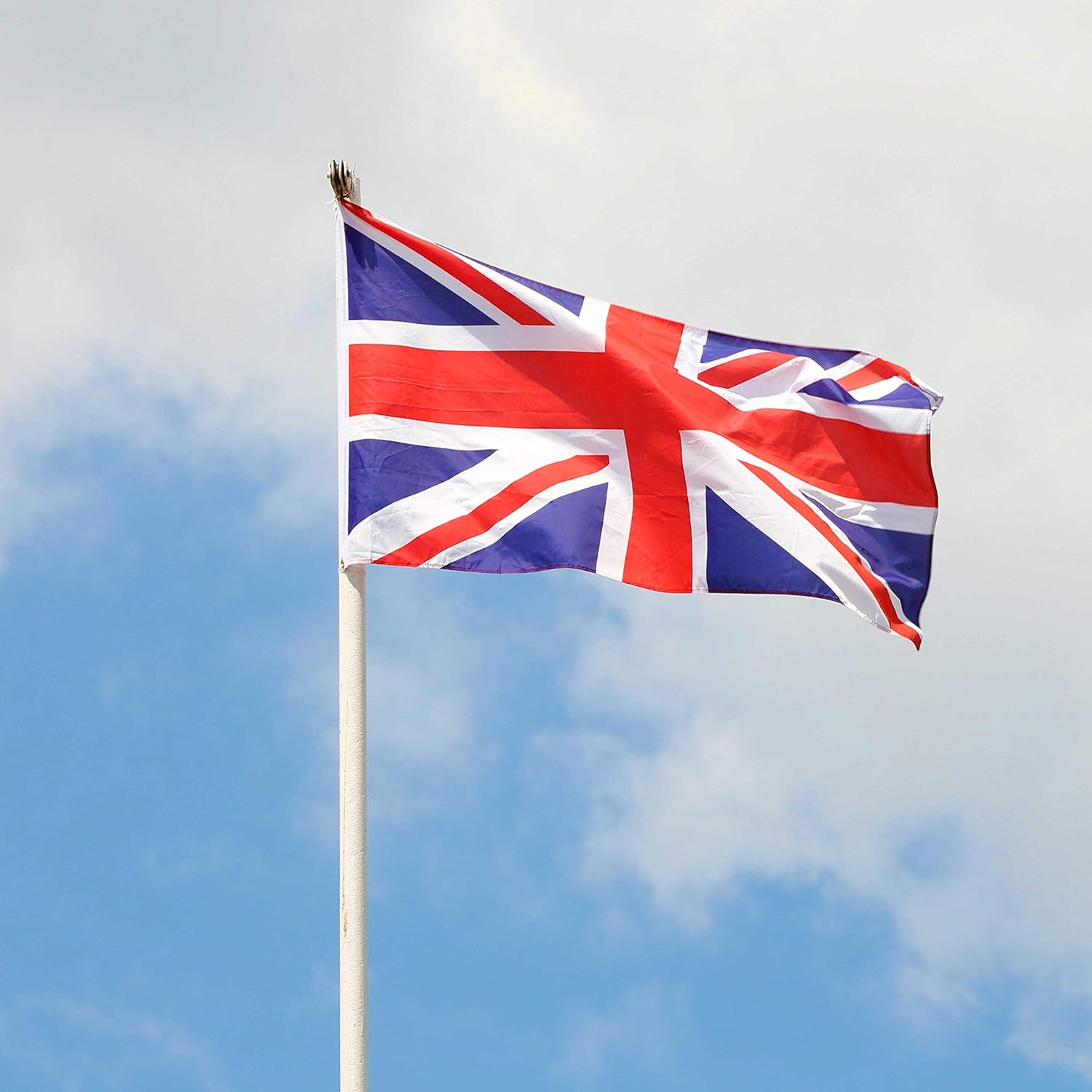 TRIXES Union Jack Flag Large Great Britain 5ft x 3ft British NEW, Perfect for Sporting Events Celebrations - Image 4
