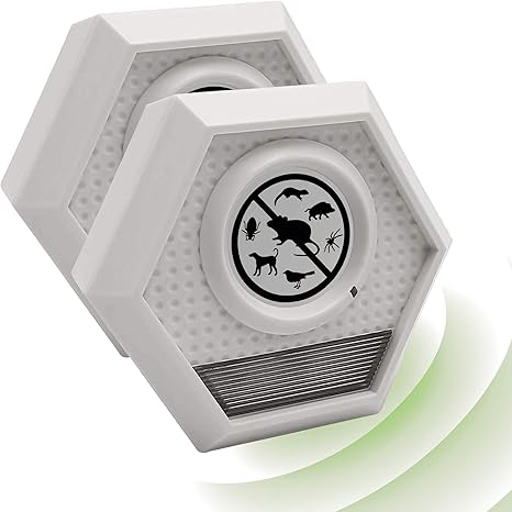 Isotronic Ultrasonic Animal Bird Repeller Device Portable Dog Cat Deterrent Pigeon Scarer Selectable Frequency Set Of 2 Amazon Co Uk Garden Outdoors