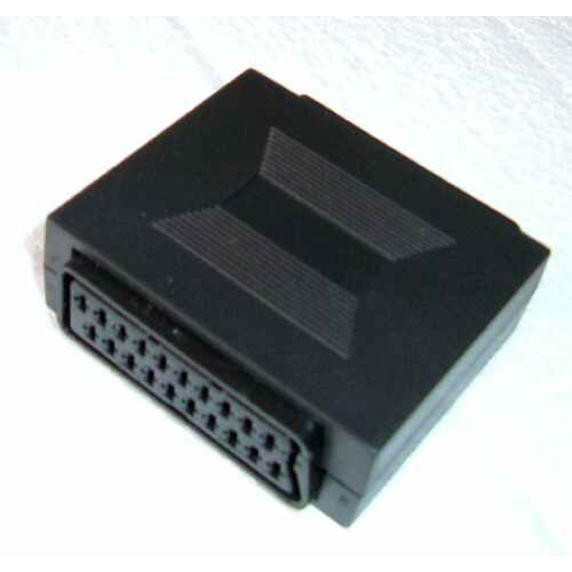 Karma CV 8139 Scart Joint