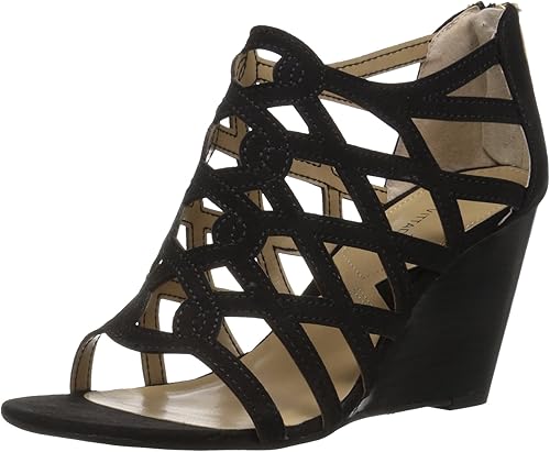 adrienne vittadini black sandals