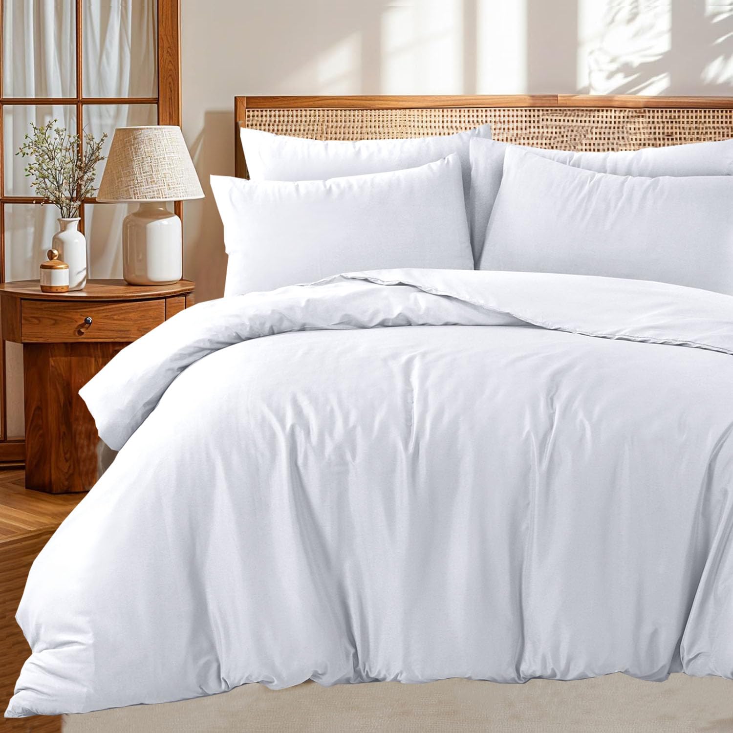 Linen Home Double Size Duvet Set White - Soft Microfibre Double Bed Quilt Cover with 2 Pillowcases, Easy Care Wrinkle Free Double Bedding Set of 3 Pcs (Double, White)