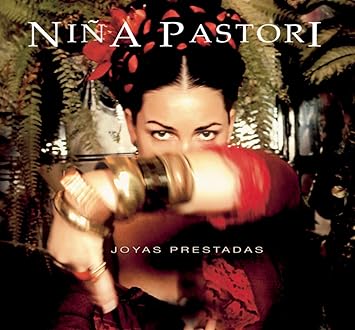 Joyas prestadas | Pastori, Niña