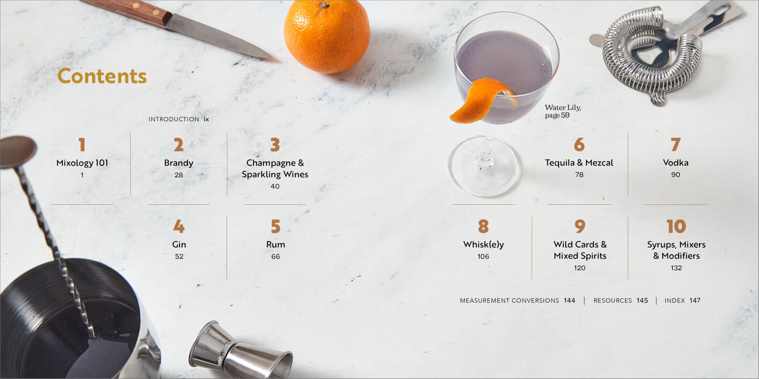 Mixology for Beginners: Innovative Craft Cocktails for the Home Bartender