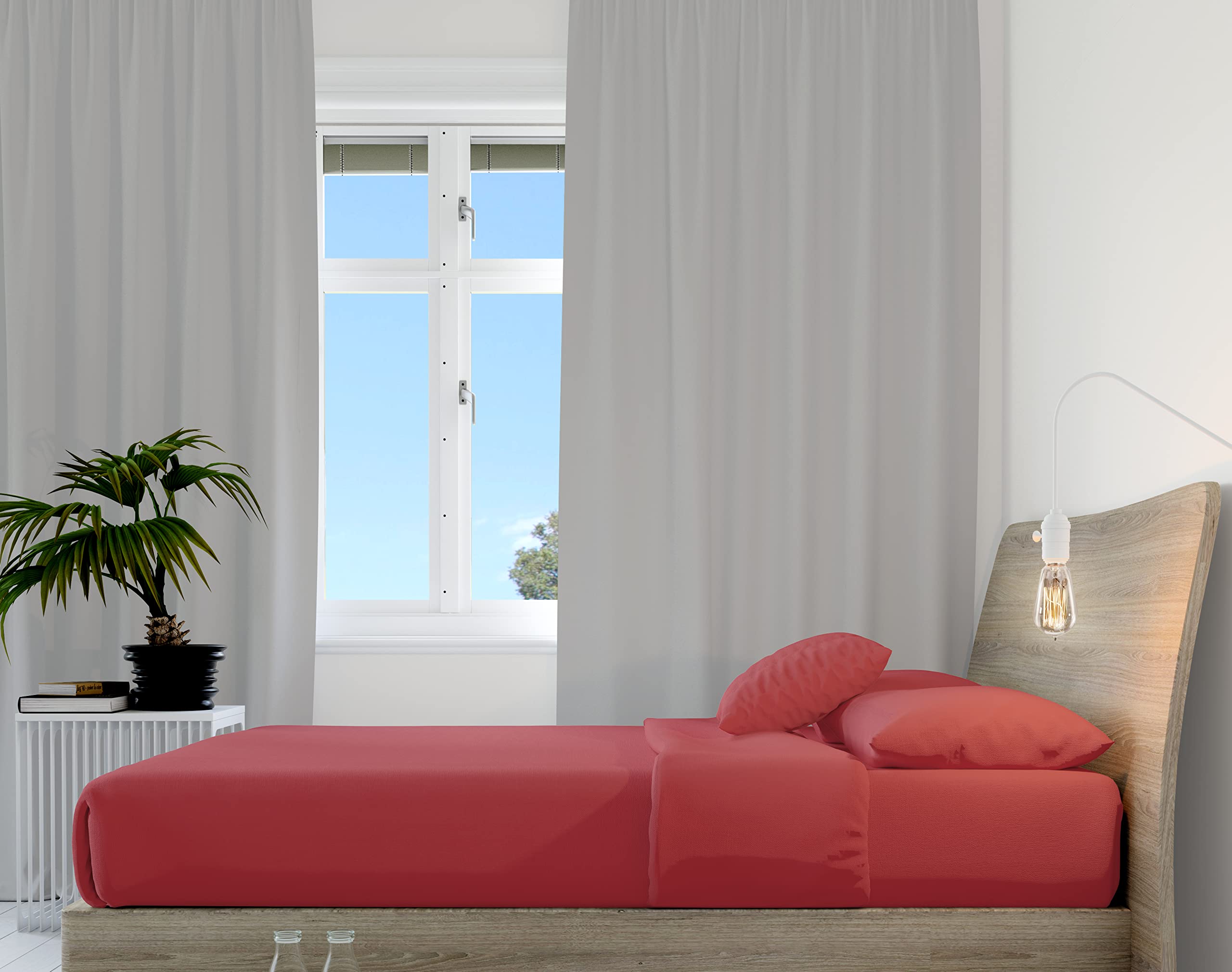Hometex Microfibre Fitted Sheet - King, Red — image 1