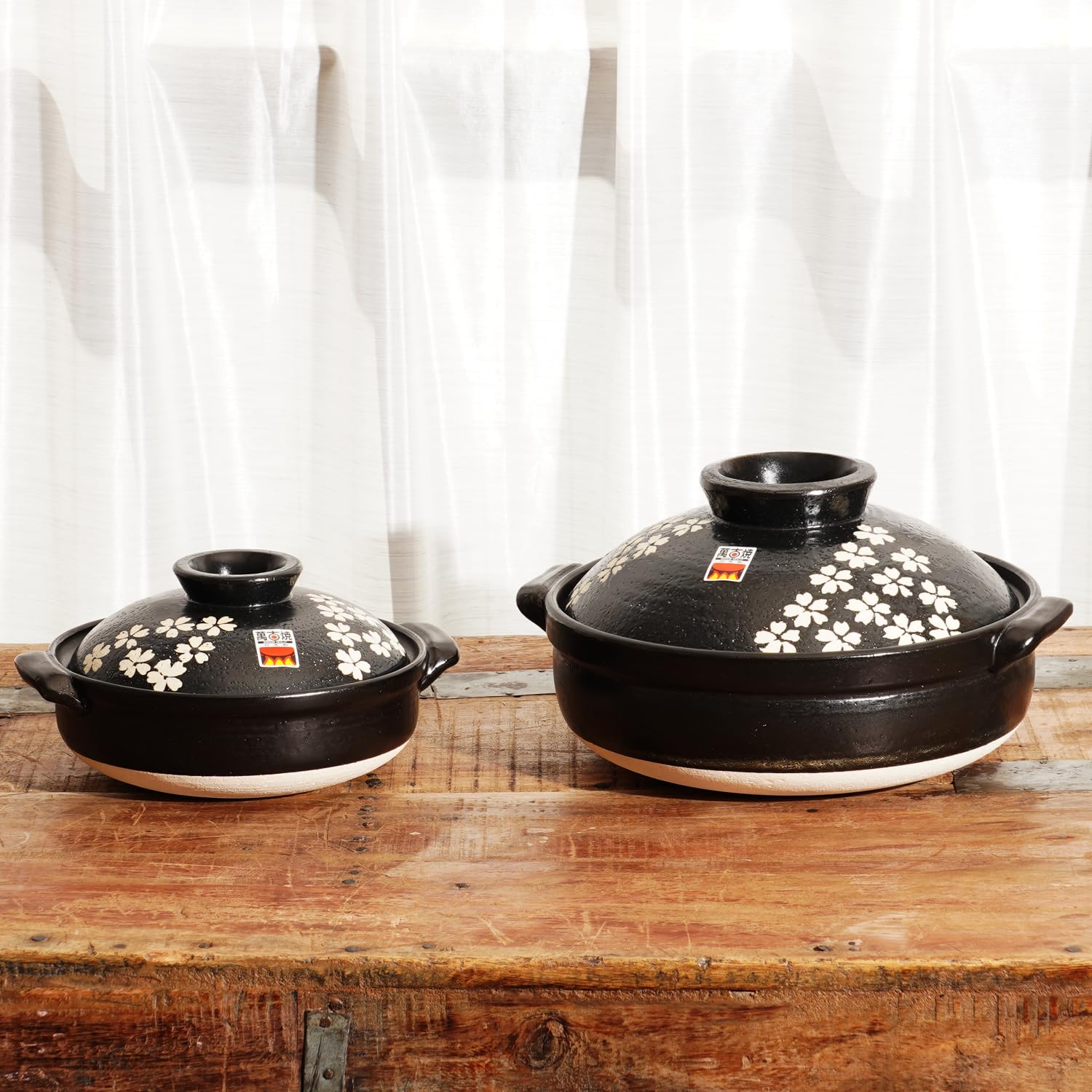 Banko-yaki Donabe Clay Pot - Authentic Japanese Earthenware with Cherry Blossom Design - Ideal for Cold Season Cooking - Made in Japan (Cherry Blossom, 3-5 people)