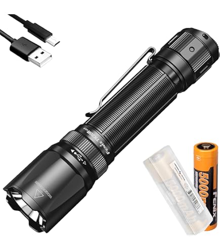 フェニックス LEDフラッシュライト TK70 2200ルーメン フェニックス LEDフラッシュライト（懐中電灯） 明るさ2200