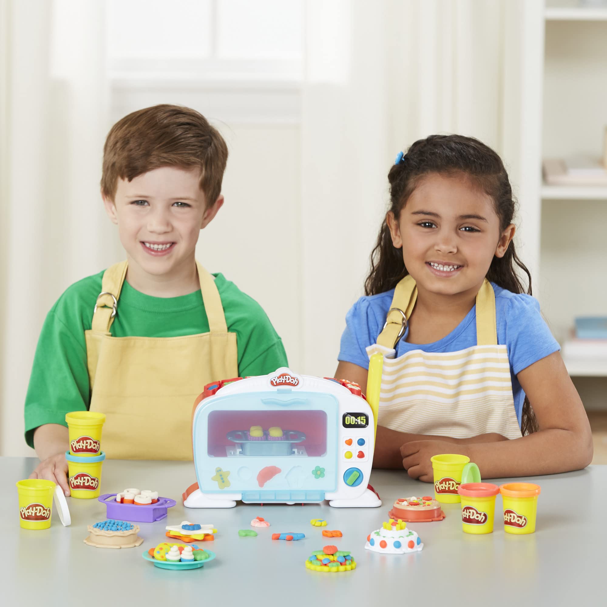 Play-Doh Kitchen Creations Magical Oven Play Food Set for Kids 3 Years and Up with Lights, Sounds, and 6 Colors (Amazon Exclusive)