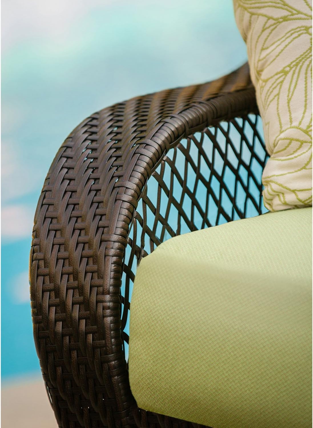 amazon 4 piece patio set on Amazon Com Hanover Orl4pcrecfp Grn Orleans 4piece Woven Lounge Set With 30 000 Btu Fire Pit Table In Avocado Green Outdoor Furniture Garden Outdoor