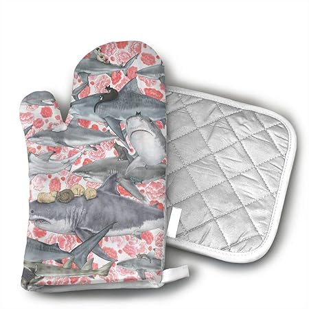 The Greedy Pelican Wildlife AnimalFlameSet_1 manoplas de horno ...