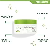 Simple Kind to Skin Vital Vitamin Day Cream SPF 15 50 ml view 6