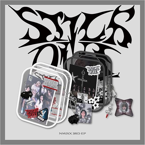 NMIXX - FE3O4: Stick Out - Limited Version - PVC Keyring, Symbol