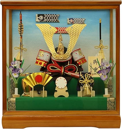 Amazon 五月人形 兜飾り ケース飾り コンパクト 6号健武兜 お祝い 端午の節句 兜飾り おもちゃ