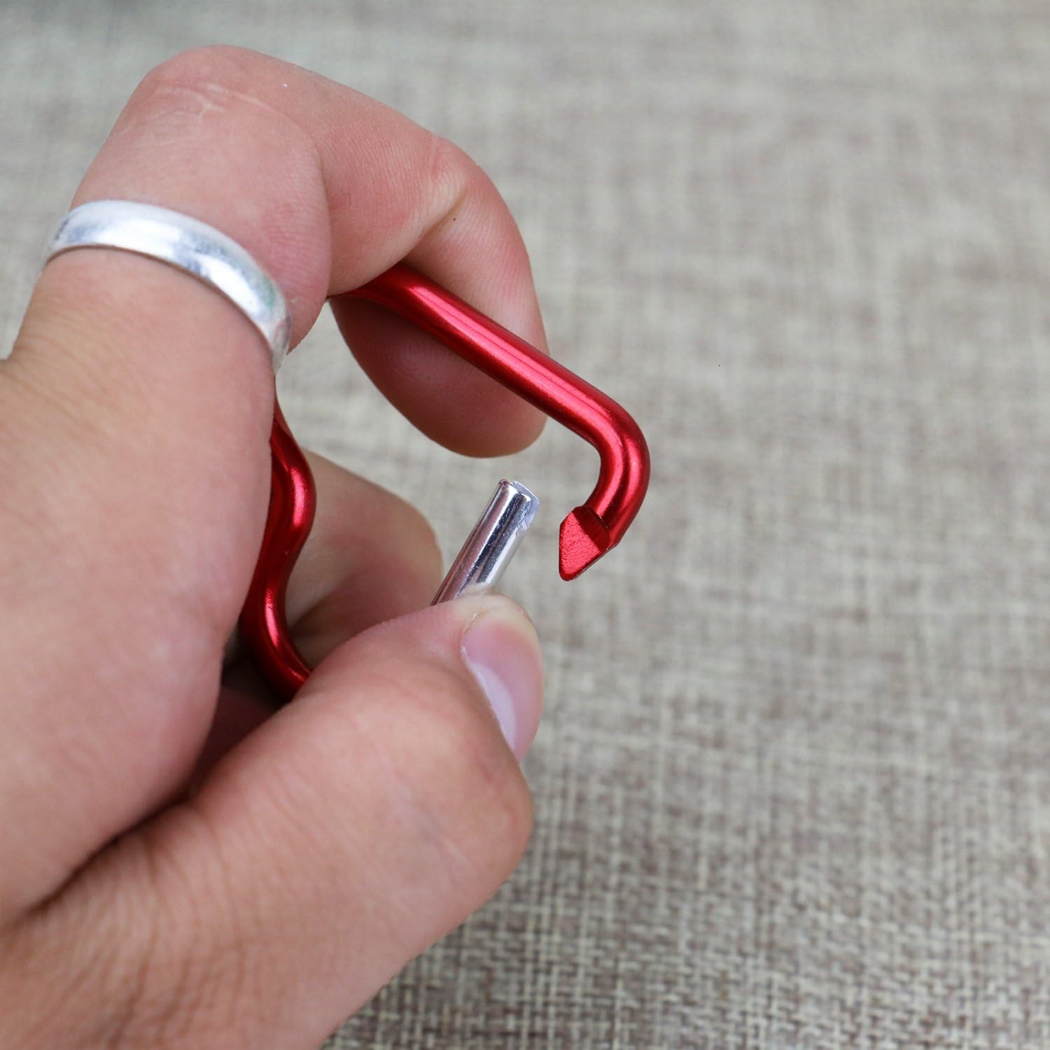 10 Pcs Heart Shaped Aluminum Alloy Keychain Clip Carabiner Snaphook Hook Holder Aluminum Heart Carabiner Hook Clip Key Holder Ten: Office Products