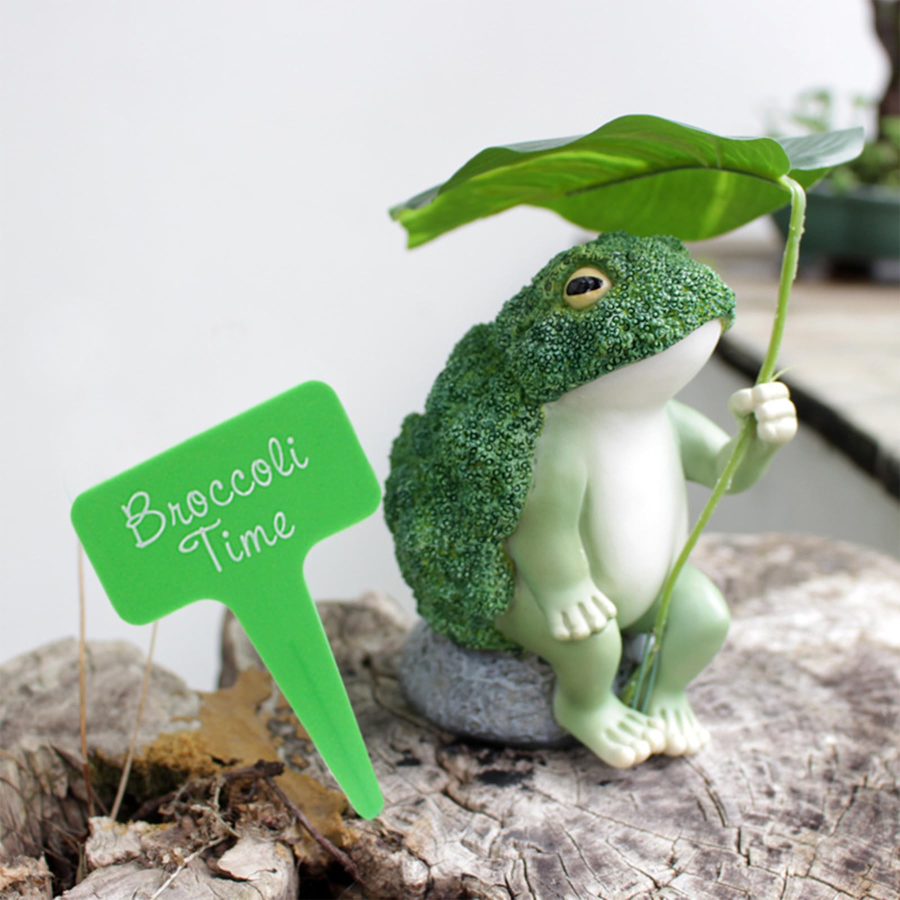 Umimiss Green Frog Garden Ornaments, Outdoor Garden Sculpture, Boy and Girl Courtyard Ornaments, Pond Ornaments, Funny Garden Decor