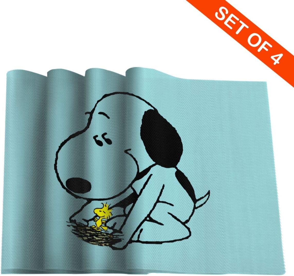 Amazon 壁紙がかっこいいスヌーピーです ランチョンマット おしゃれ かわいい 断熱 滑り止め 家庭レストラン用 食卓飾り お手入れ簡単 ４枚セット プレース マット ランチョンマット オンライン通販