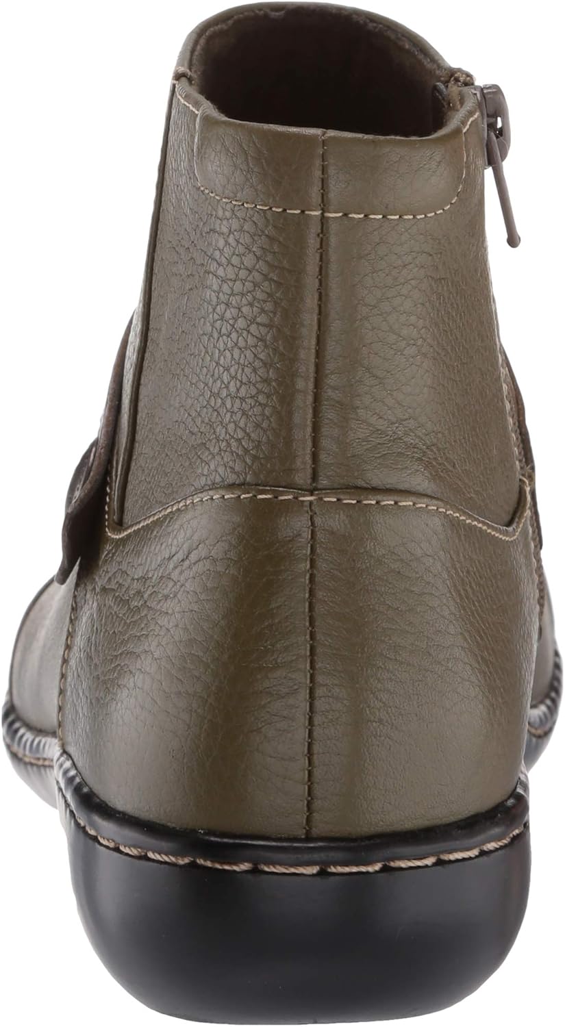 clarks ashland pine ankle boots