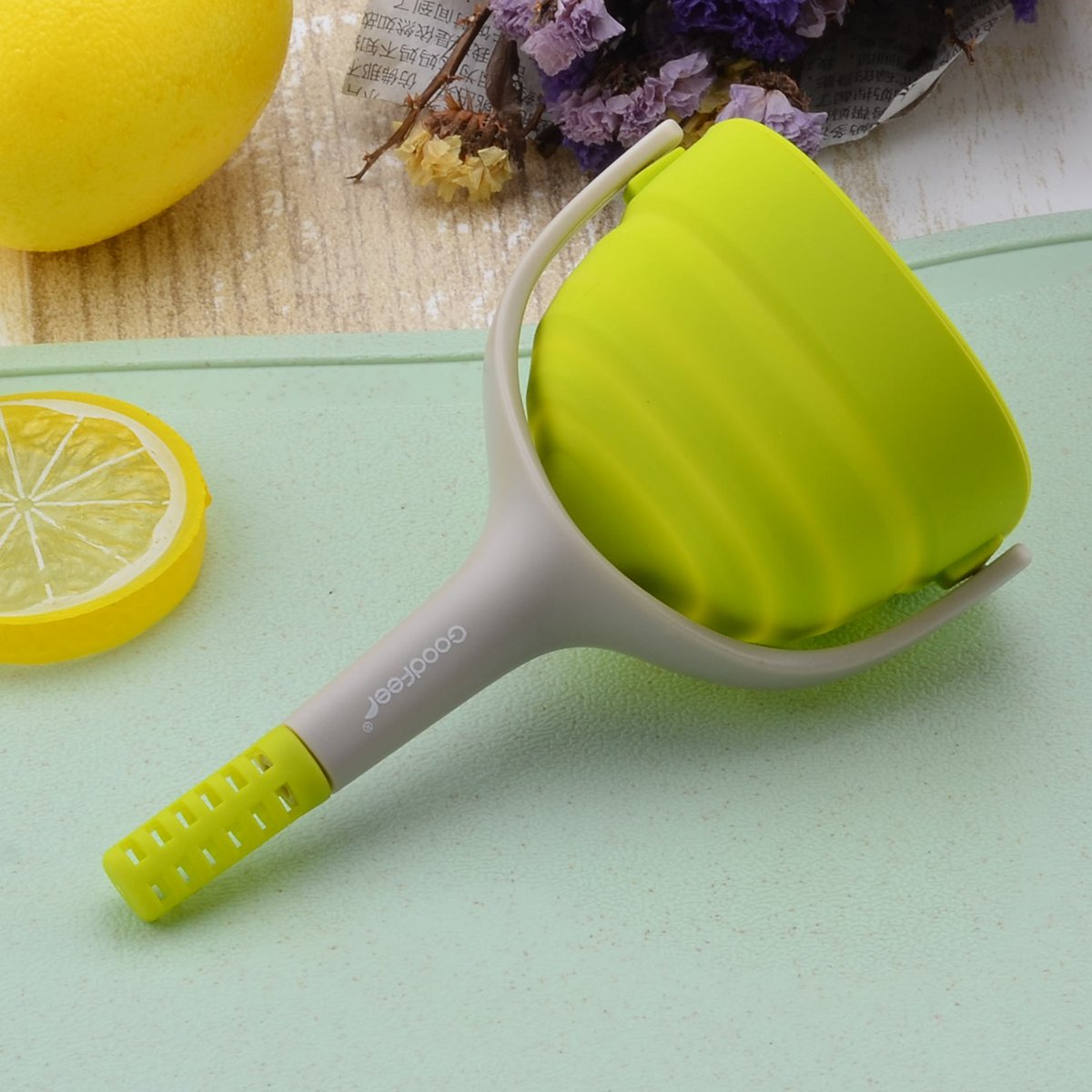 LONGLISHENG Collapsible Funnel, Silicone Folding Funnel Kitchen Funnels with Handles for Liquid Transfer