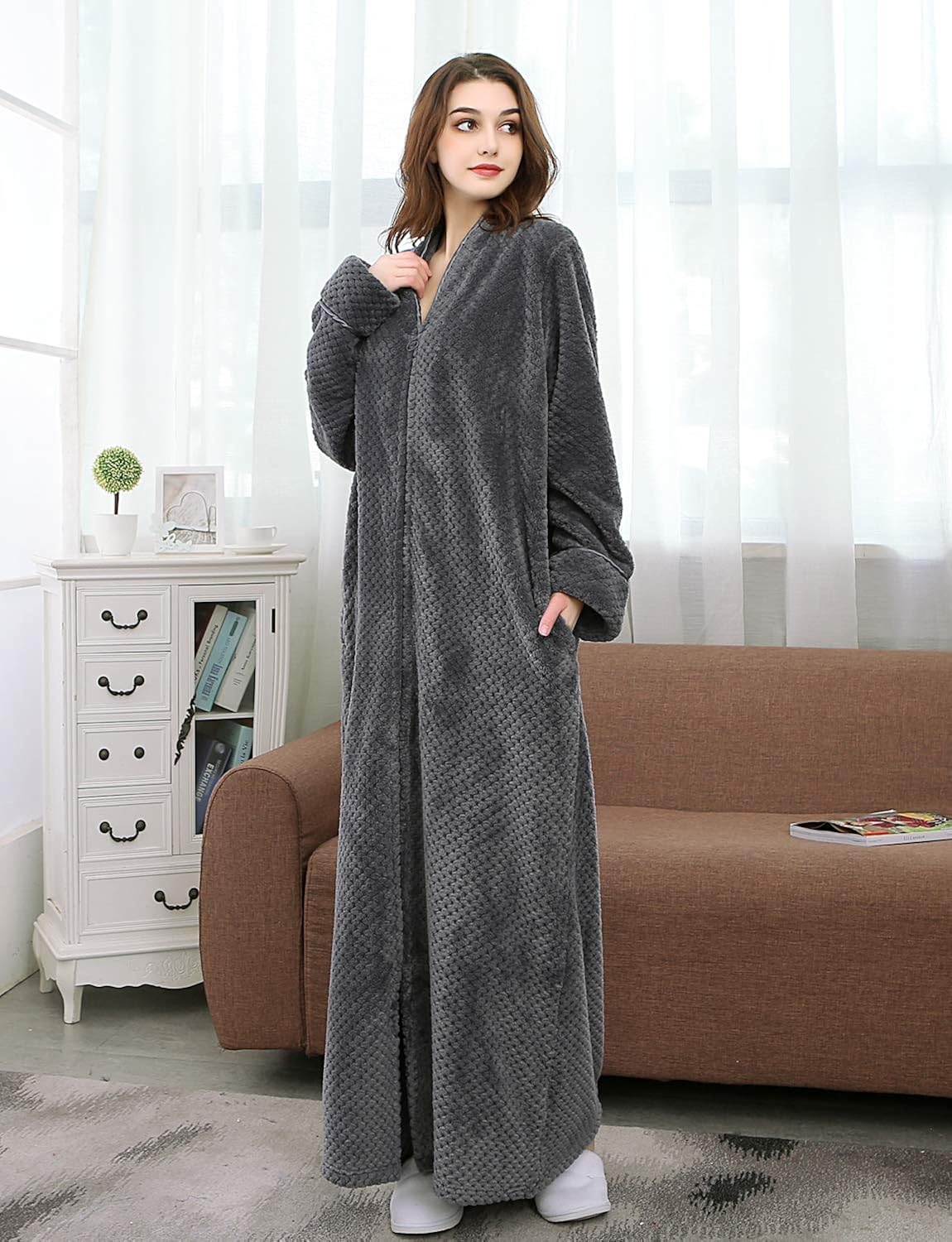 ladies full length dressing gown with zip