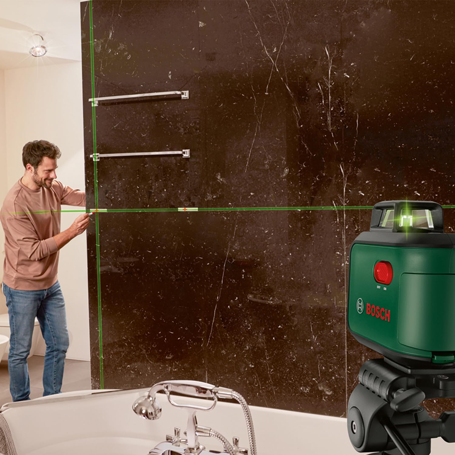 Bosch Kreuzlinienlaser AdvancedLevel 360 mit Premium-Stativ (3 Laserlinien inkl. 360° zum Ausrichten im ganzen Raum, im E-Commerce Karton) 2