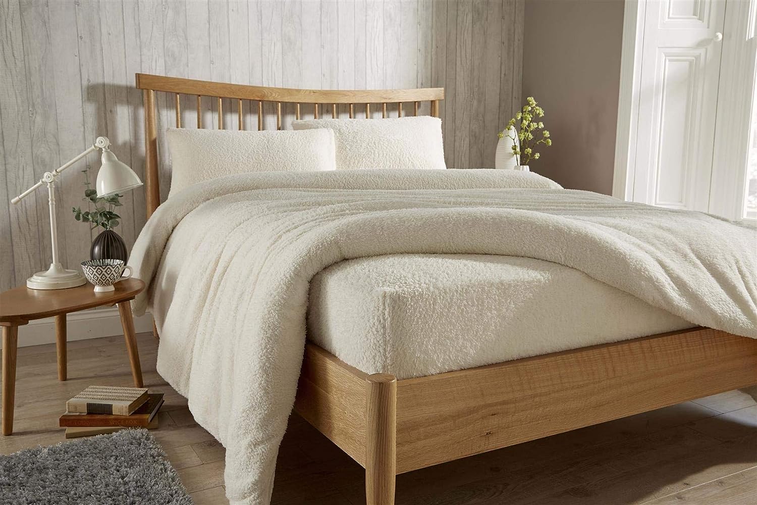 Olivia Rocco Teddy Fleece Extra Deep Fitted Sheet Cosy Warm Fluffy Fitted Bed Sheets, Double Cream — image 1