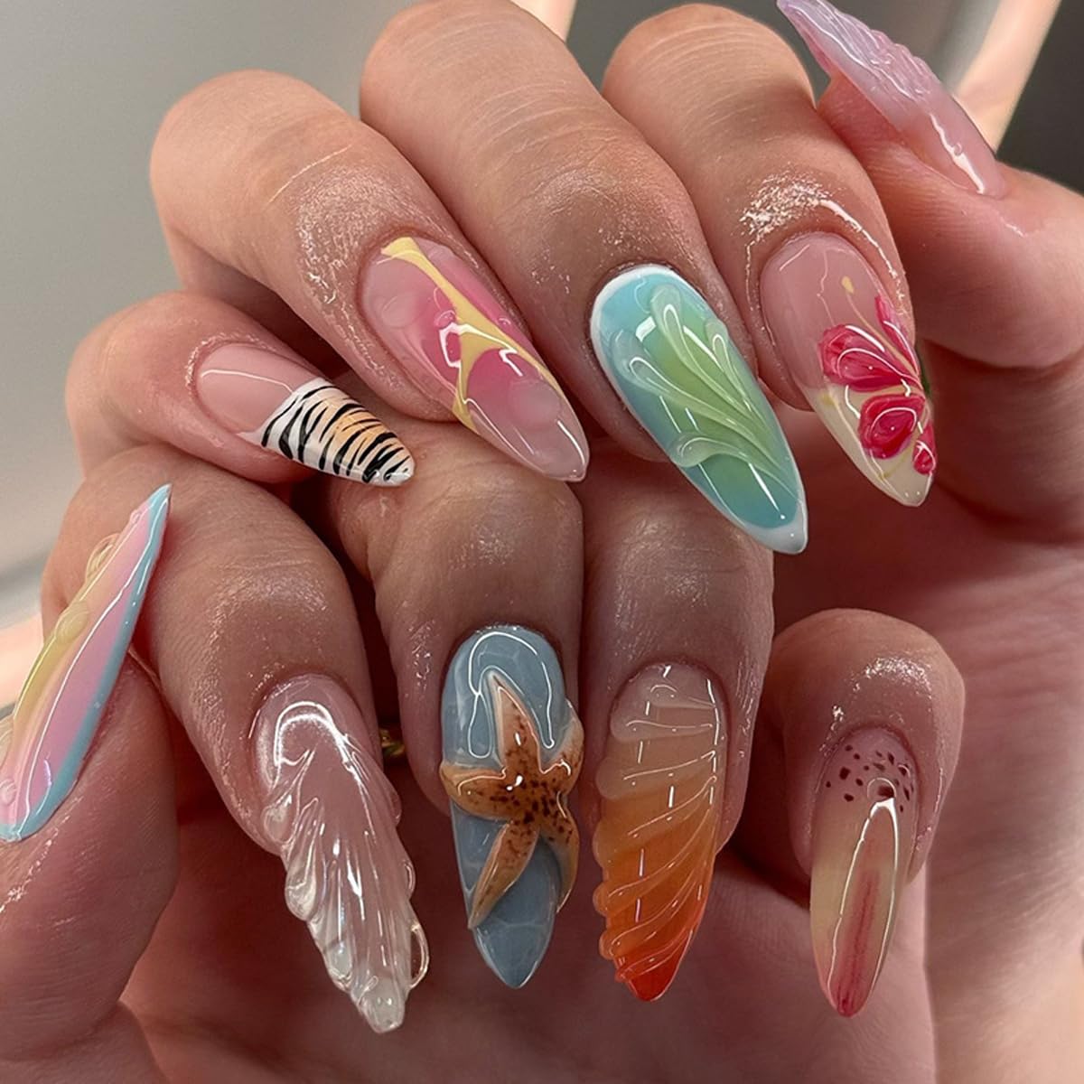 Summer Press on Nails Medium Almond Fake Nails 3D Mermaid False Nails Vacation Nails Press ons with Floral Starfish Designs Reusable Acrylic Nails Full Cover Stick on Nails for Women Manicure 24Pcs