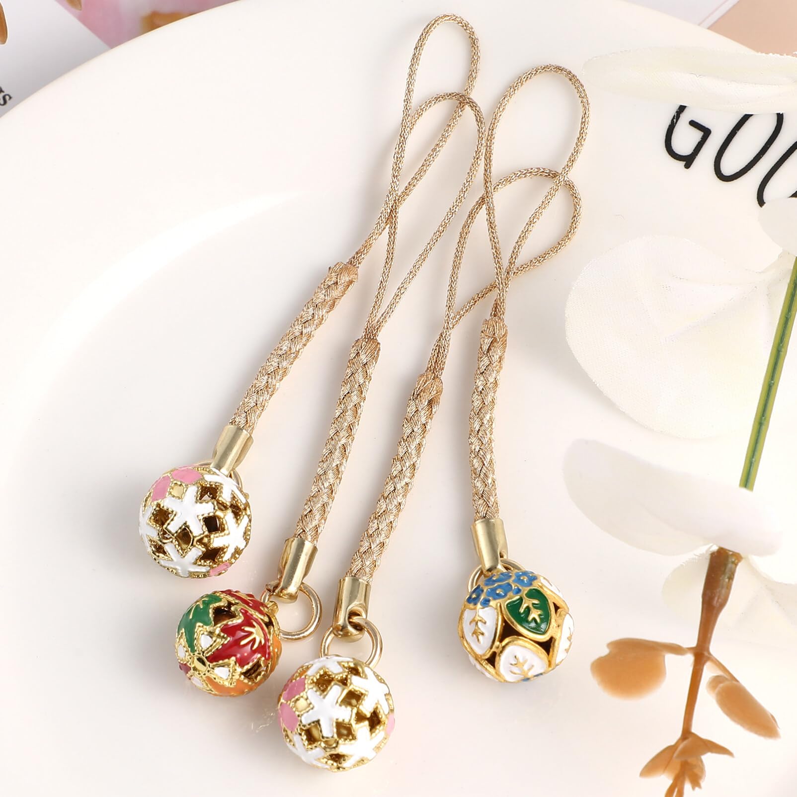 Phone Charm Pendant - 4 Pcs Cute Japanese Bell Phone Pendant Charms Cell Phone Strap Blossom Cell Phone Charms Keychain Decor Christmas Bell (Random Style)