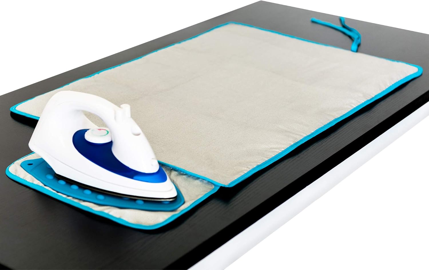 LIVIVO Travel Iron Mat with Silicone Iron Rest Pad