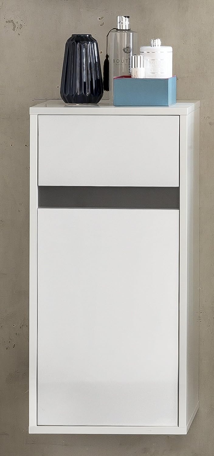 Front Weiss Hochglanz Mit Viel Stauraum Trendteam Gmbh Co Kg 1635