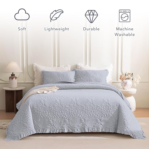 QSH CORNFLOWER BLUE STONEWASHED COTTON OVERSIZED KING QUILT BEDSPREAD SET(128″X120″),3PCS FARMHOUSE RUFFLE BEDSPREAD CALIFORNIA KING,ULTRA SOFT LIGHTWEIGHT CRINKLE QUILT COVERLET WITH PILLOW SHAMS