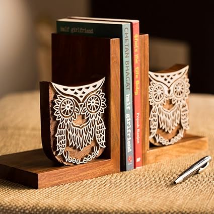 ExclusiveLane Hand Engraved Owl Sheesham Wood Book End (27.7 cm 12.2 cm x 17.8 cm, Brown)