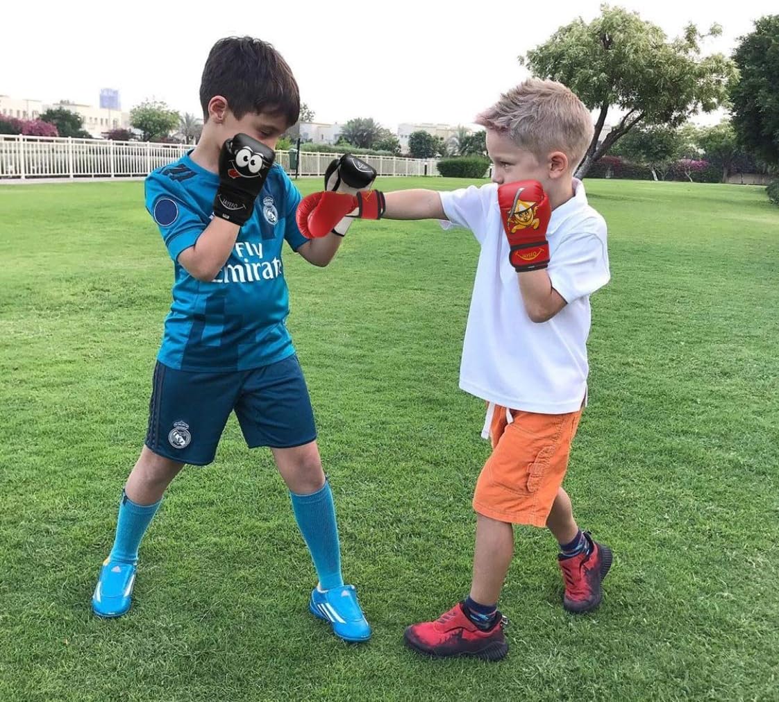 Jayefo Kids Boxing Gloves, Boxing Gloves for Kids} Sizes 4-6 OZ for Ages 5-11 Training MMA Boys Girls {Punching Bag Gloves} Kickboxing Muay Thai Youth Junior Gloves : Sports & Outdoors