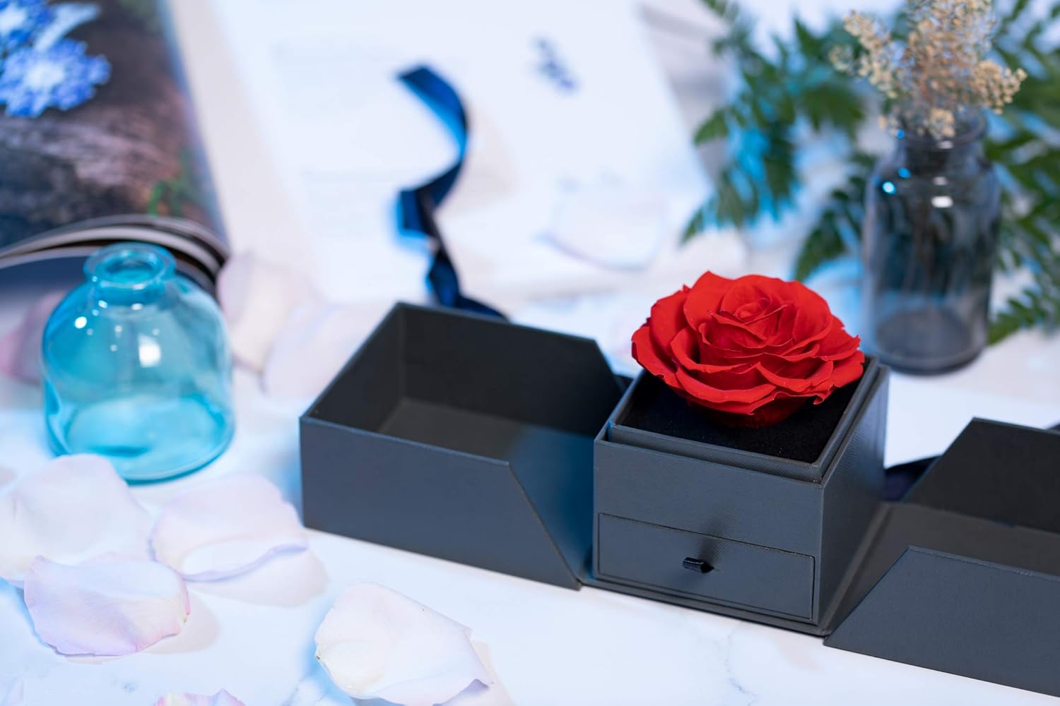 Amazon Com Forever Blossom Handmade Preserved Rose Jewelry Gift Box Never Withered Roses Upscale Immortal Flowers Eternal Life Flowers For Love Ones Gifts For Women Mom Girlfriend Red Home Kitchen