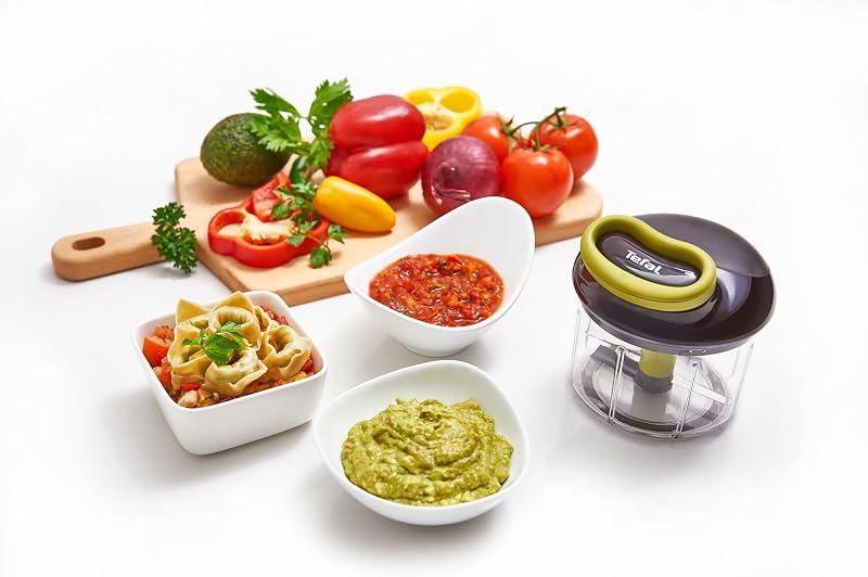 K13210 5-Sekunden-Zerkleinerer ohne Strom, 900ml; Universalzerkleinerer für Gemüse, Obst, Nüsse, Knoblauch, Babynahrung. Inklusive zusätzlichem Ice-Crusher-, Püree- und Rühreinsatz, schwarz/grün
