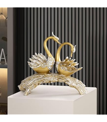 Amazon.com: Design Toscano QS227442 Draped in Gold Art Deco