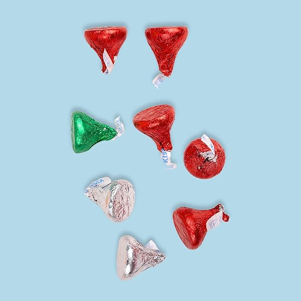 HERSHEY KISSES CHOCOLATE ADVENT CALENDAR, 2024 COUNTDOWN TO CHRISTMAS WITH 48 PIECES OF INDIVIDUALLY WRAPPED CANDY, 24 DAYS, 7.6 OUNCES