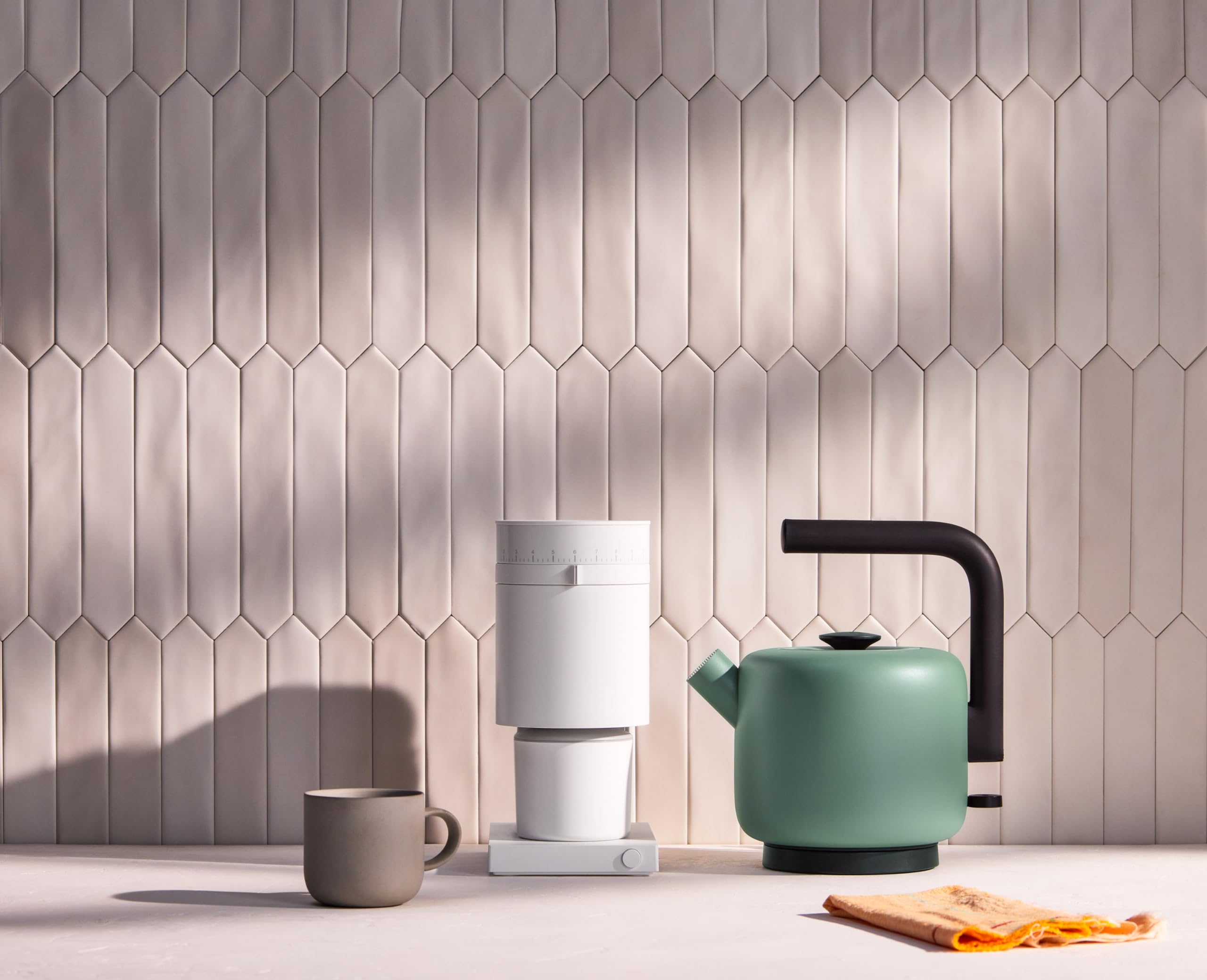 Fellow Hervidor eléctrico Clyde - Capacidad de 1,5 litros - Diseño moderno de estufa, multiusos, acero inoxidable - Agua caliente para ramen, avena, té, café y más - Gran capacidad